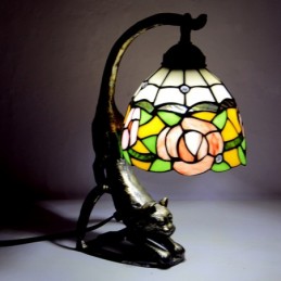 Tiffany Style Table Lamp...