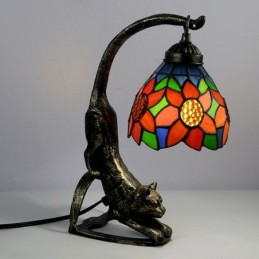 Tiffany Style Table Lamp...